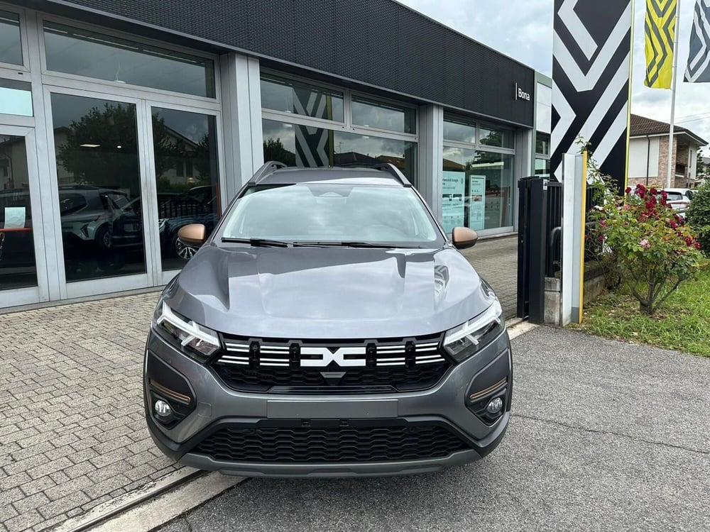 Dacia Jogger nuova a Monza e Brianza (3)