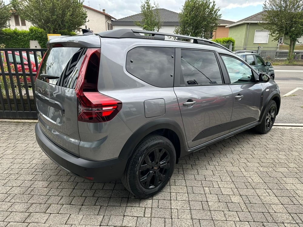 Dacia Jogger nuova a Monza e Brianza (4)