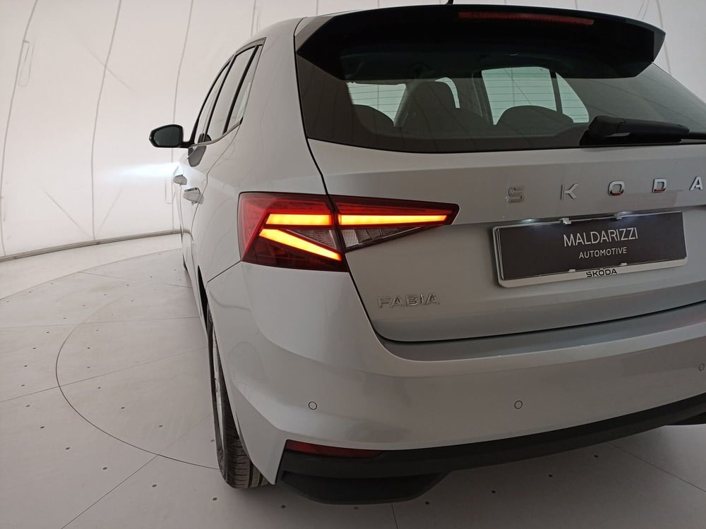 Skoda Fabia usata a Lecce (11)