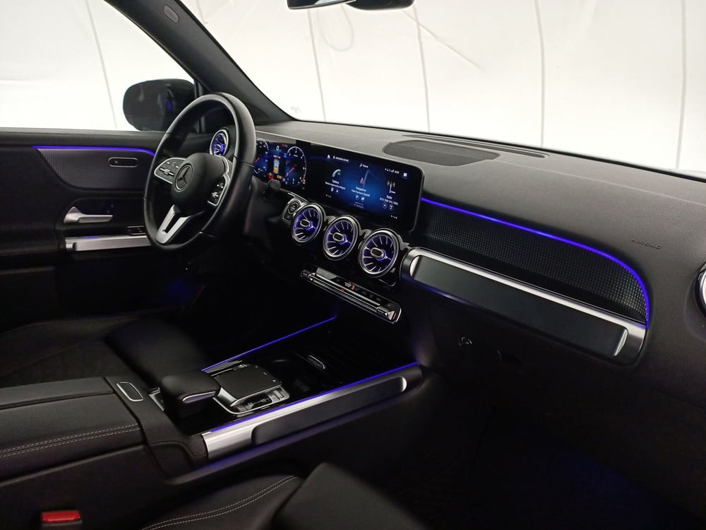 Mercedes-Benz GLB usata a Bari (7)