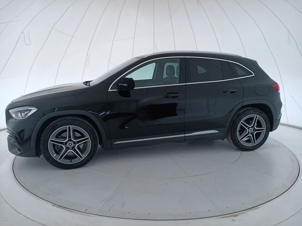 Mercedes-Benz GLA SUV usata a Bari (2)