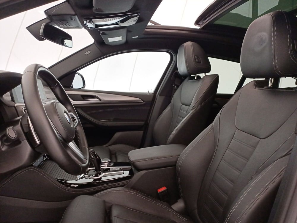 BMW X4 usata a Bari (6)