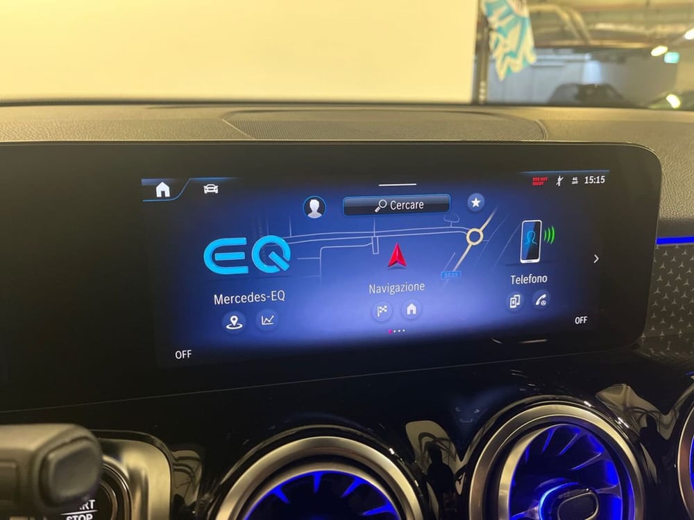 Mercedes-Benz EQB usata a Milano (12)
