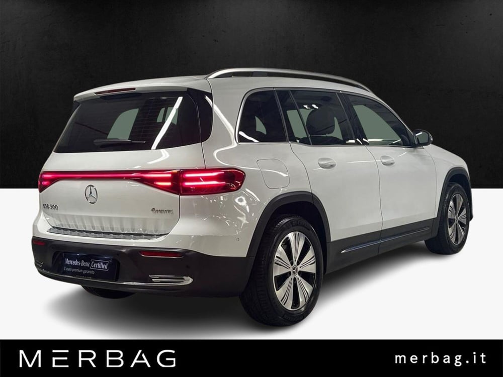 Mercedes-Benz EQB usata a Milano (2)