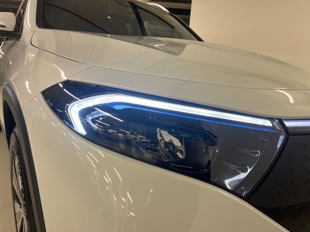 Mercedes-Benz EQB usata a Milano (7)
