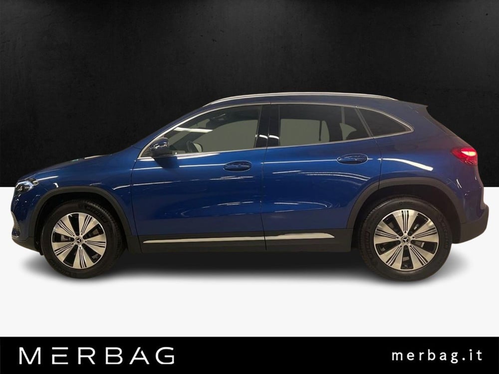 Mercedes-Benz EQA usata a Milano (6)