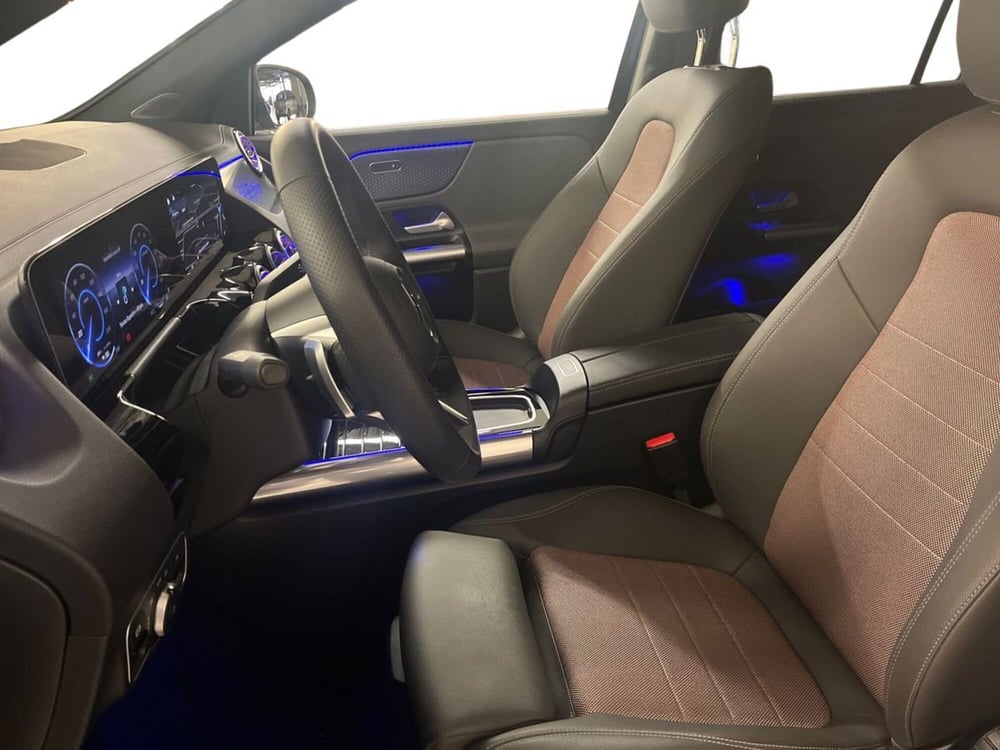 Mercedes-Benz EQA usata a Milano (10)