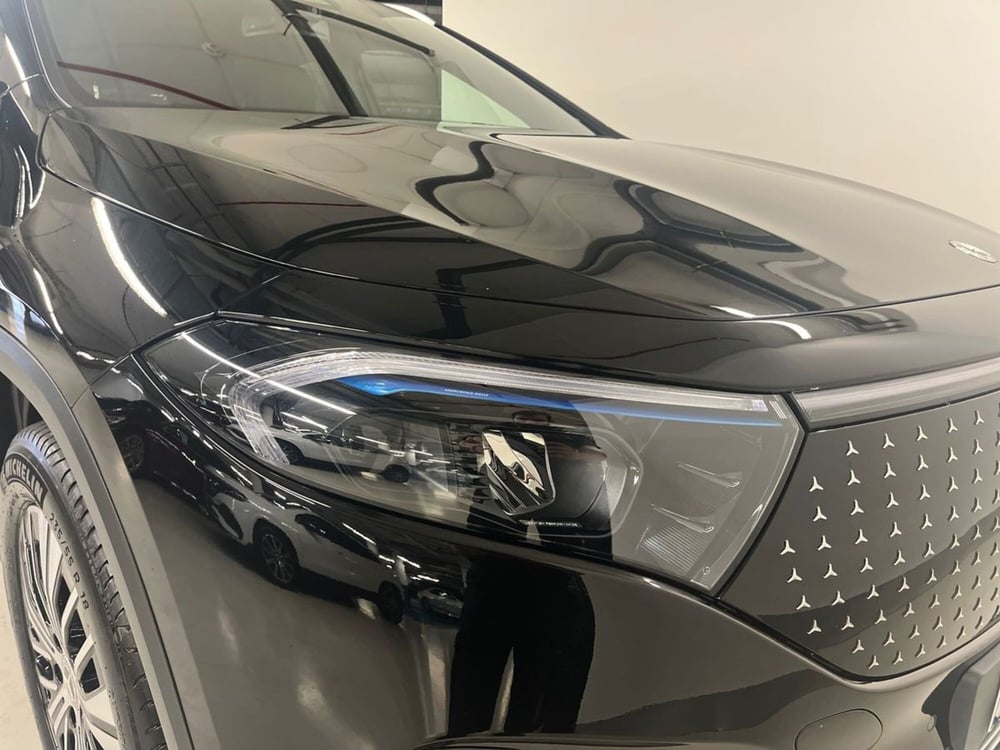 Mercedes-Benz EQA usata a Milano (7)
