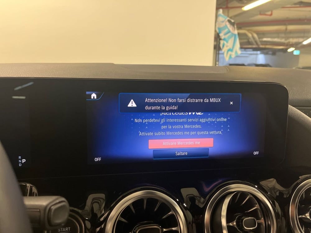 Mercedes-Benz EQA usata a Milano (12)