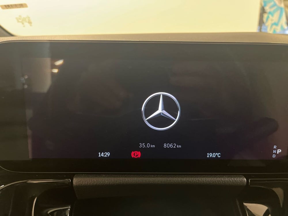 Mercedes-Benz EQA usata a Milano (13)