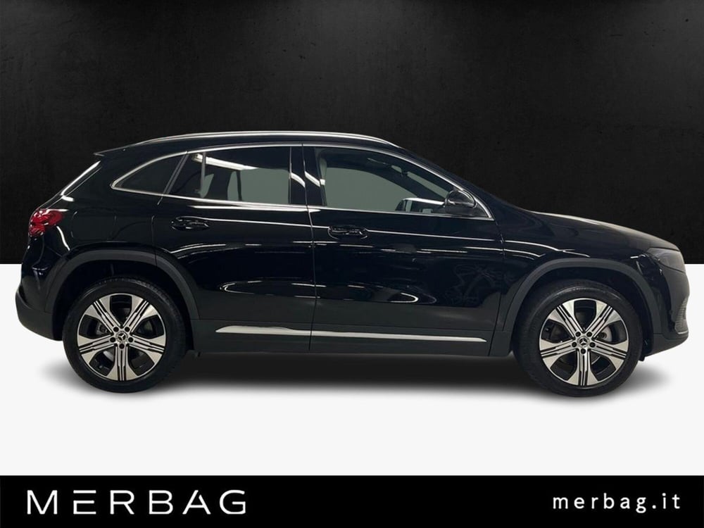 Mercedes-Benz EQA usata a Milano (5)
