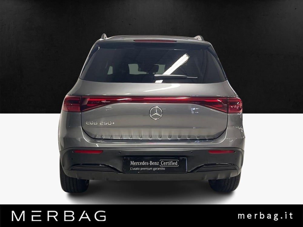 Mercedes-Benz EQB usata a Milano (4)