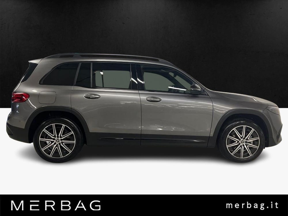 Mercedes-Benz EQB usata a Milano (5)