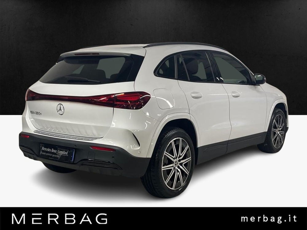 Mercedes-Benz EQA usata a Milano (2)