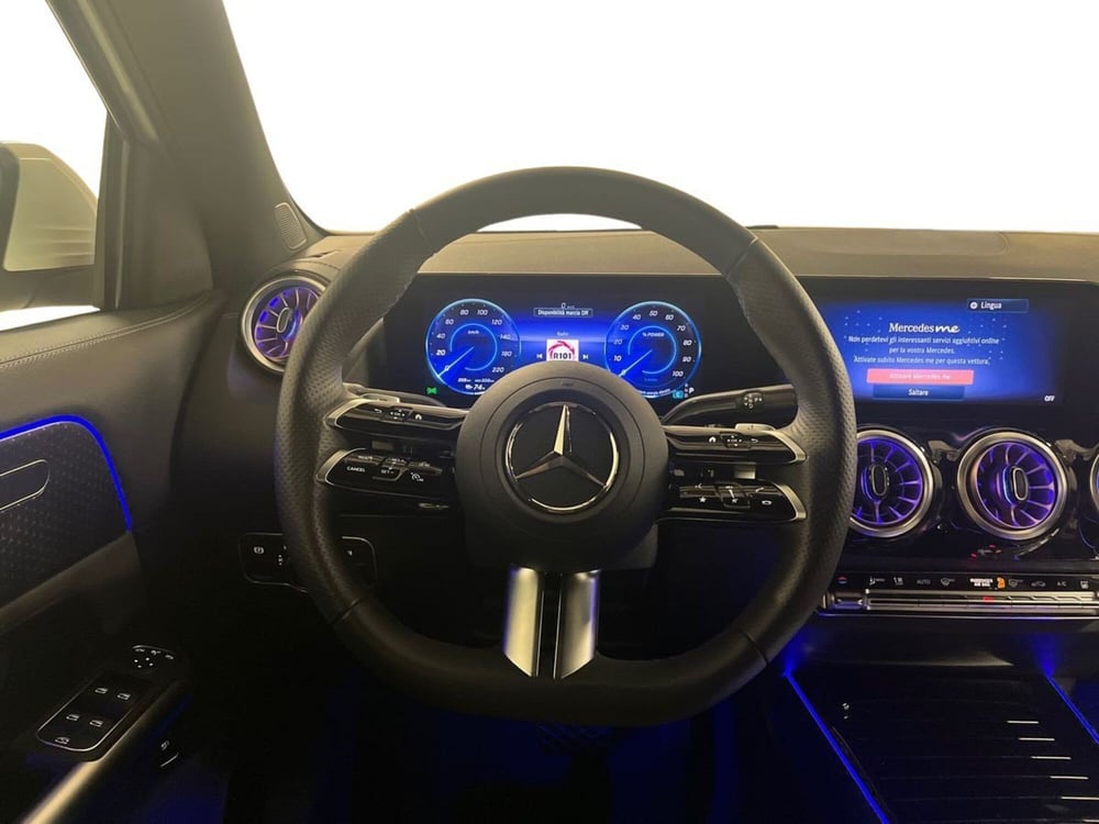 Mercedes-Benz EQA usata a Milano (11)