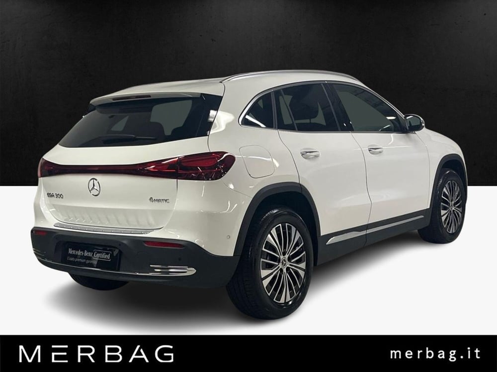Mercedes-Benz EQA usata a Milano (2)