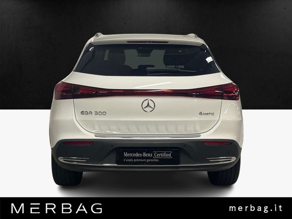 Mercedes-Benz EQA usata a Milano (4)