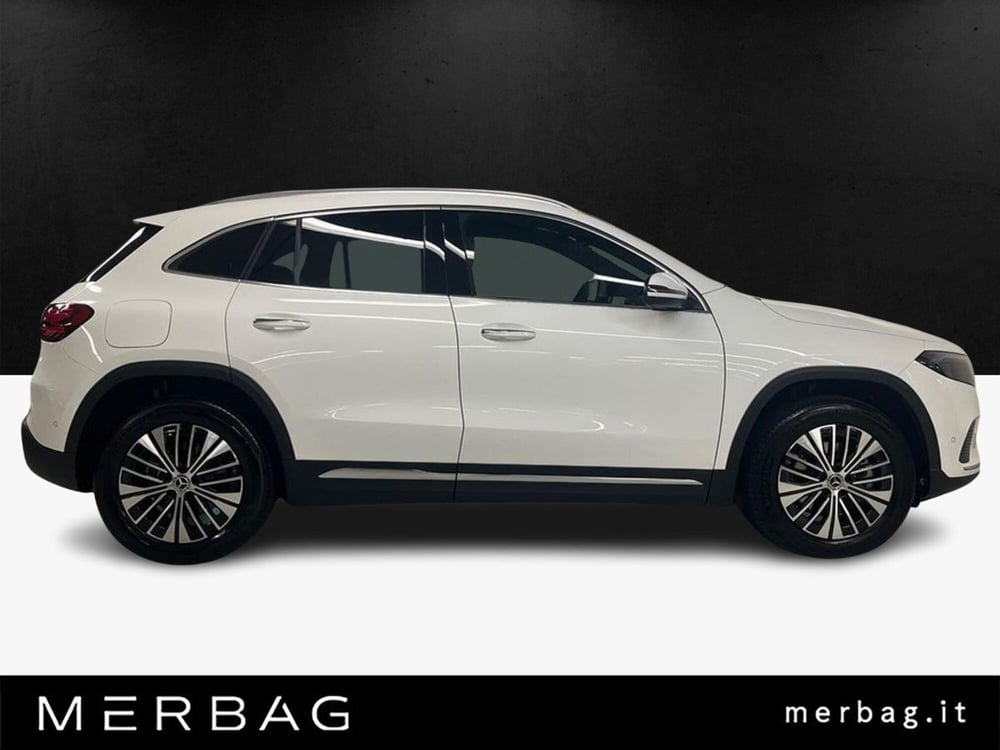 Mercedes-Benz EQA usata a Milano (5)
