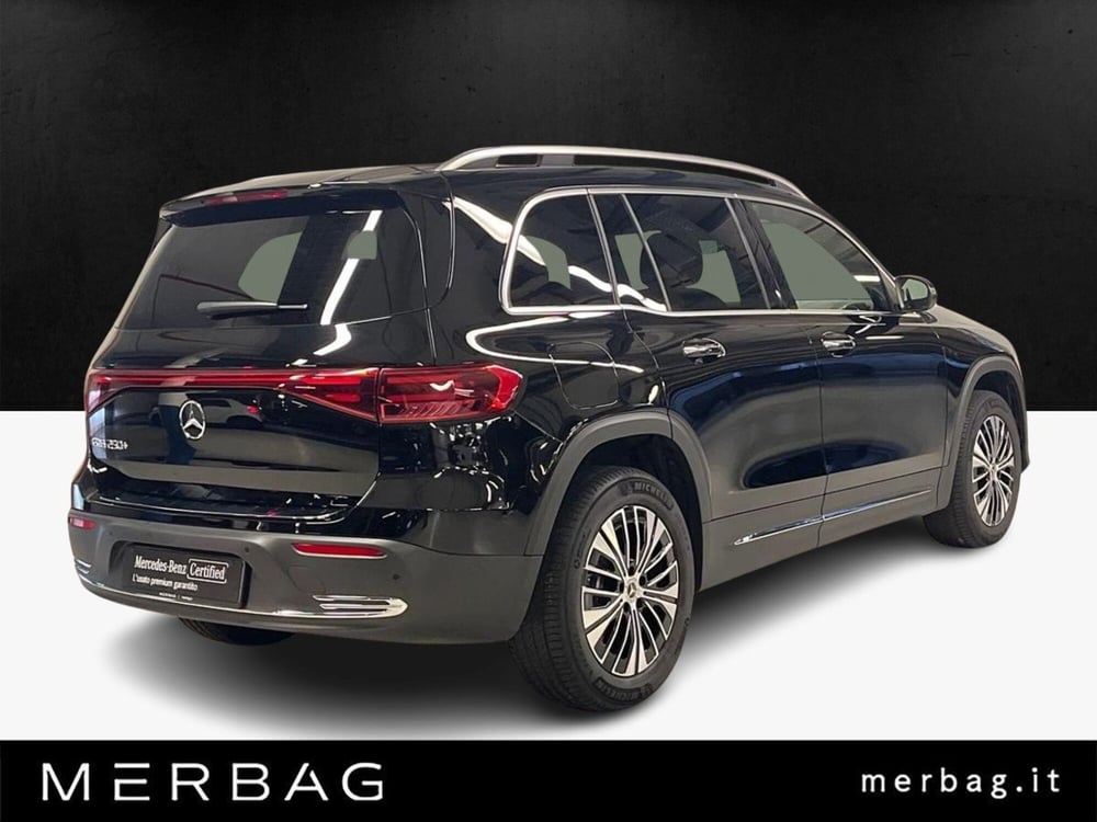 Mercedes-Benz EQB usata a Milano (2)