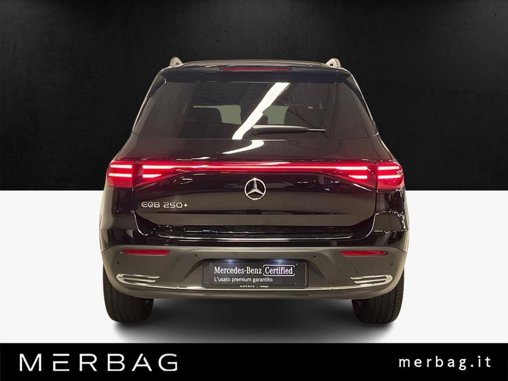 Mercedes-Benz EQB usata a Milano (4)