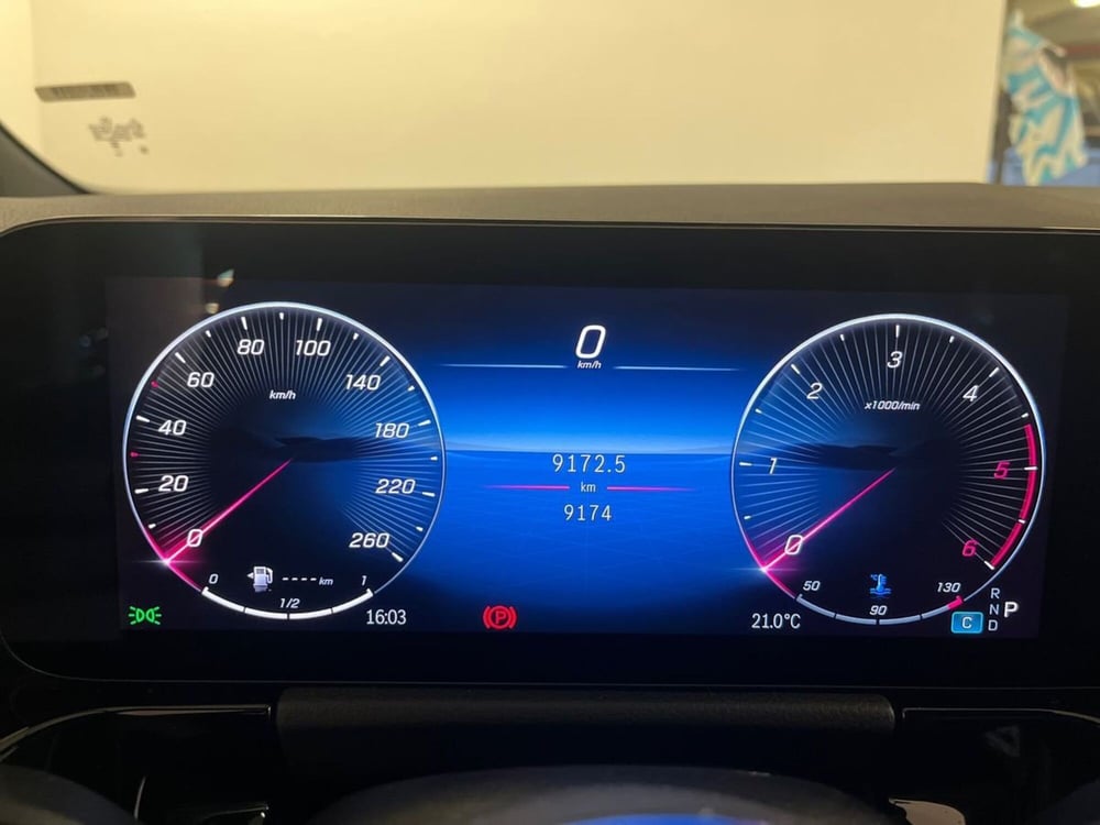 Mercedes-Benz GLA SUV usata a Milano (13)