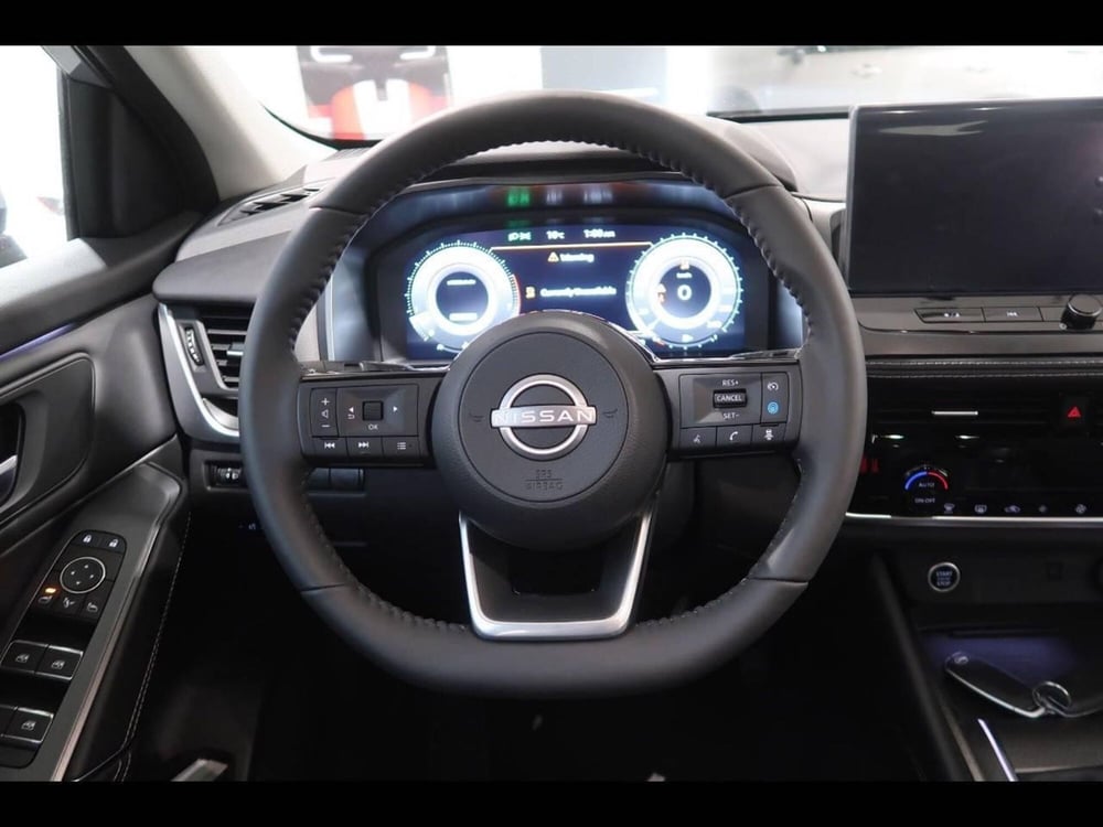 Nissan Qashqai nuova a Pescara (12)