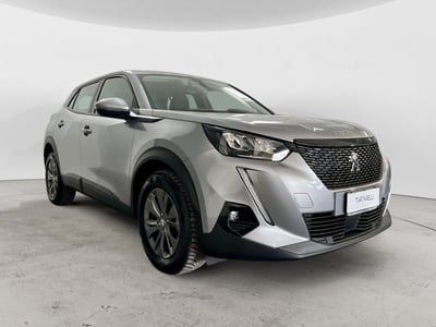 Peugeot 2008 PureTech 130 S&amp;S Active del 2020 usata a Monopoli