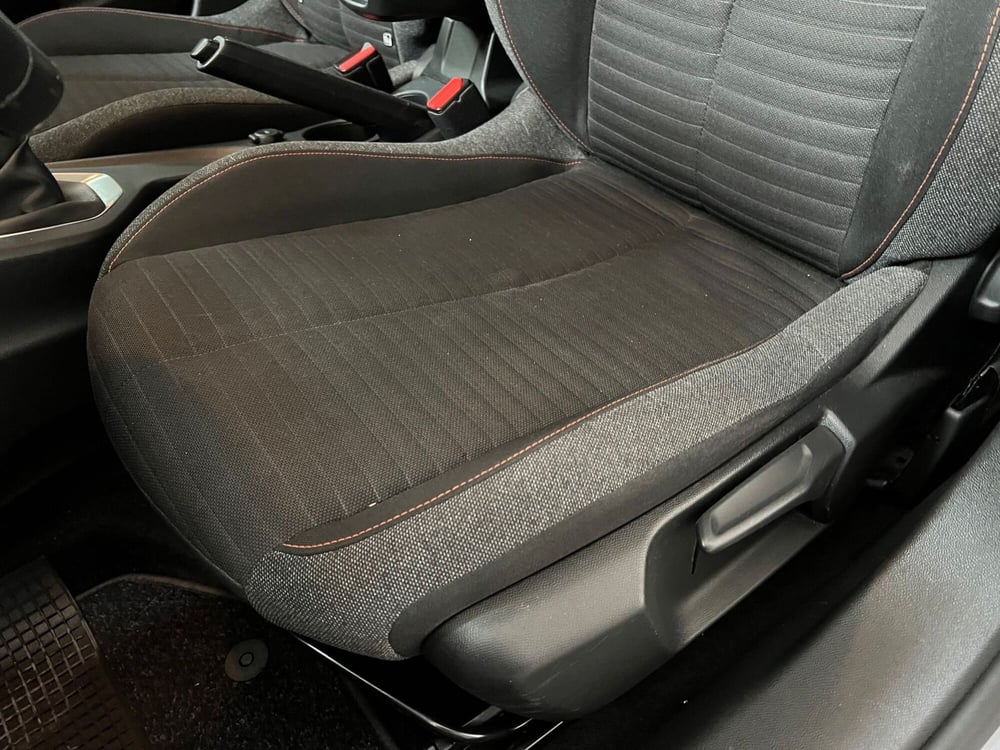 Peugeot 2008 usata a Bari (15)