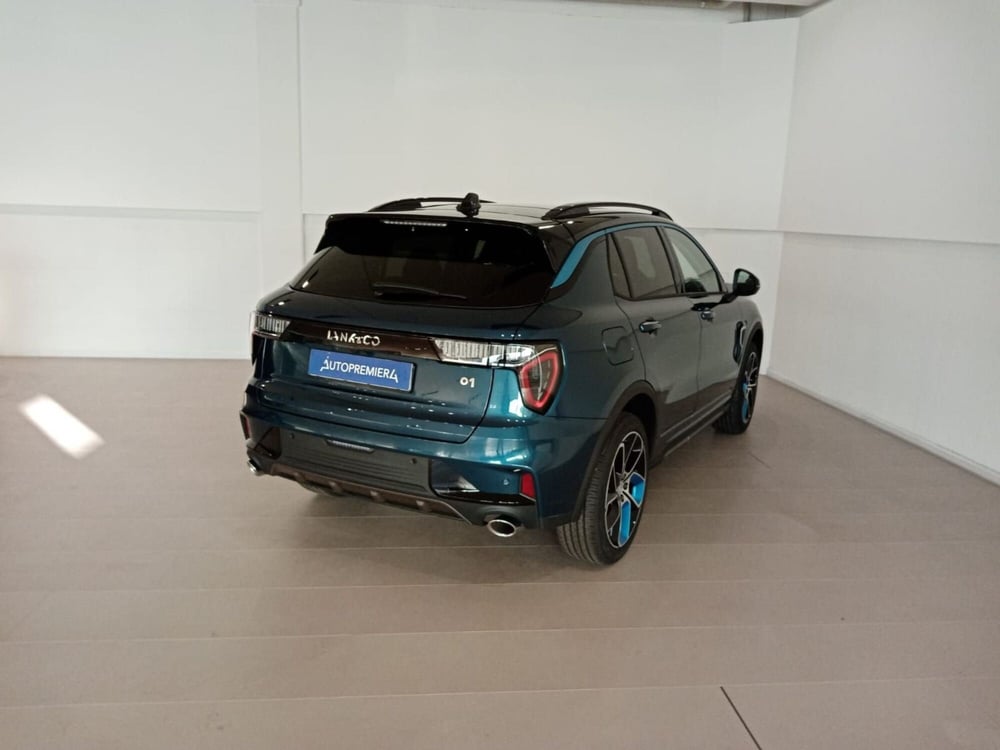 Lynk & Co 01 nuova a Como (6)