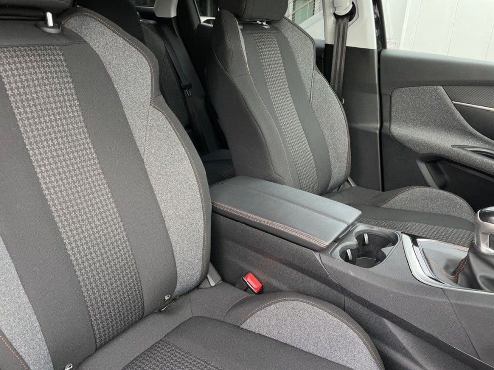 Peugeot 3008 usata a Macerata (14)