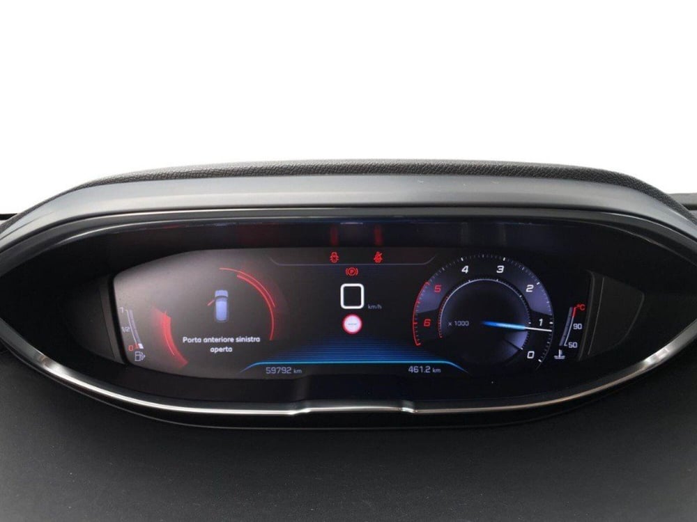 Peugeot 3008 usata a Macerata (9)