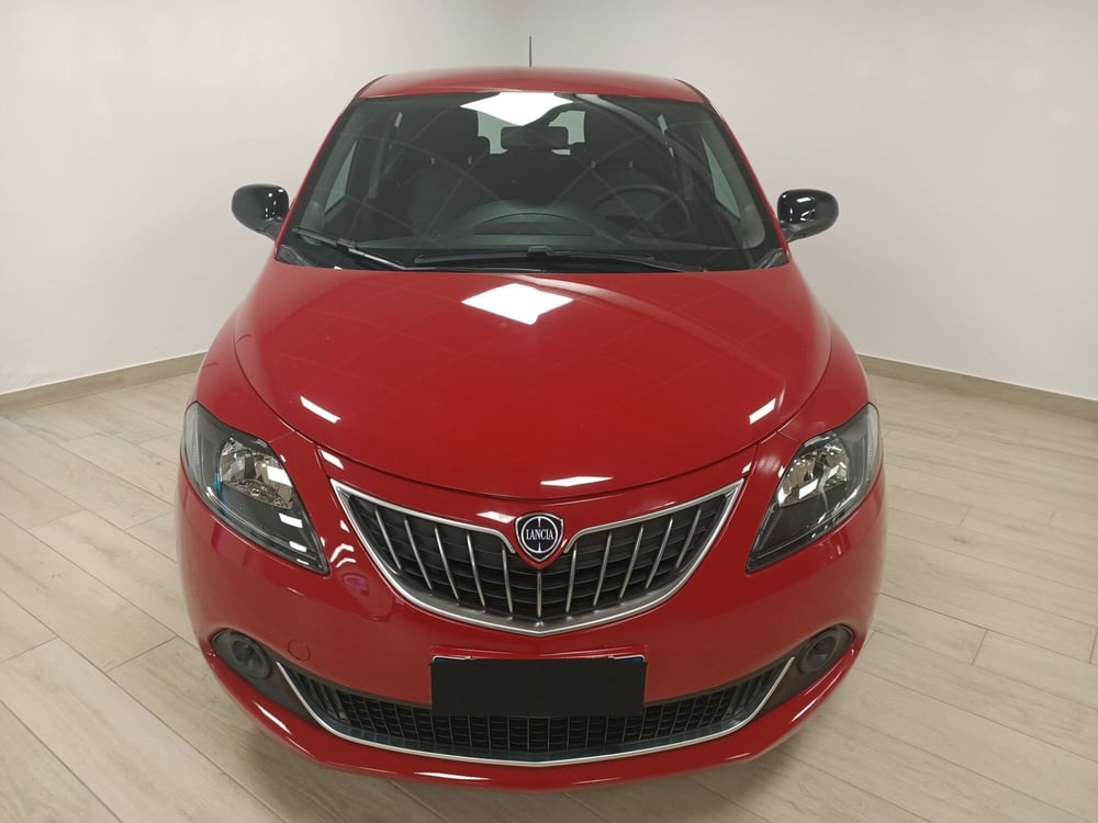 Lancia Ypsilon usata a Torino (2)