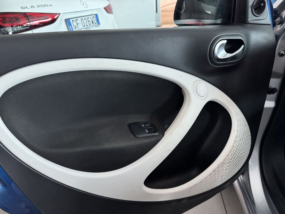 smart forfour usata a Messina (6)