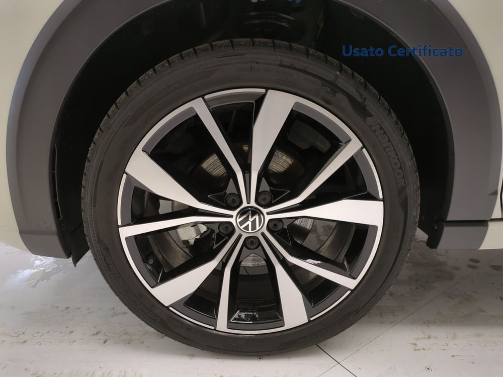 Volkswagen Taigo nuova a Benevento (10)