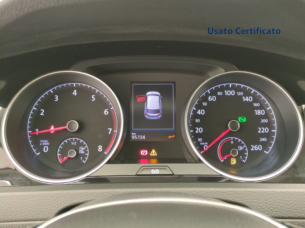 Volkswagen Golf usata a Benevento (17)