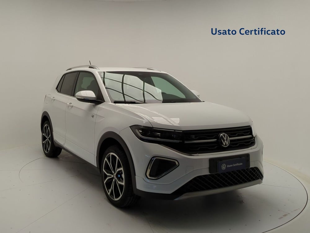 Volkswagen T-Cross nuova a Benevento