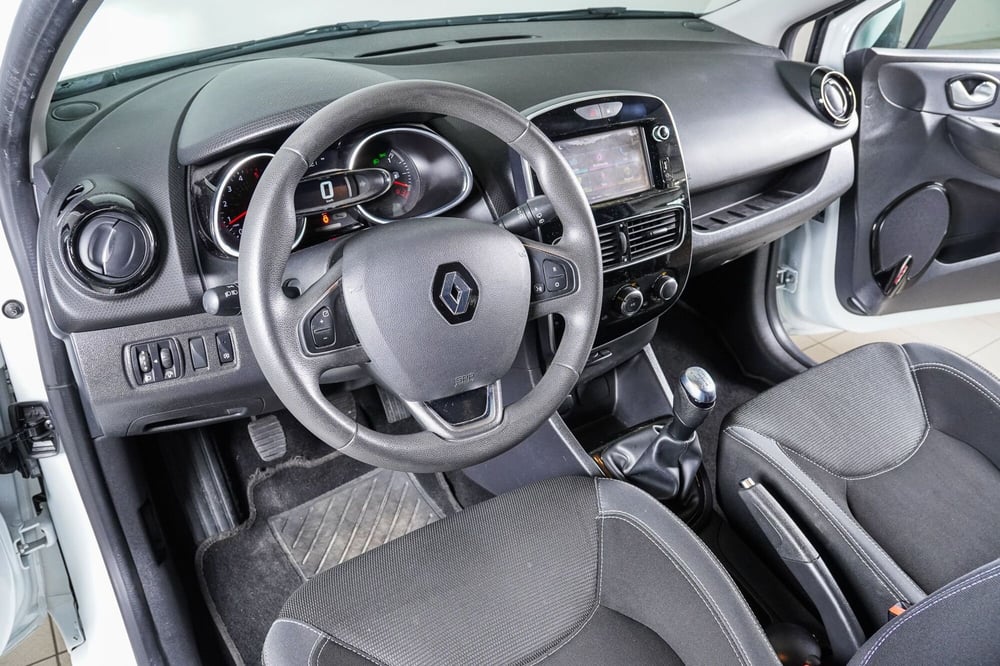 Renault Clio usata a Perugia (14)