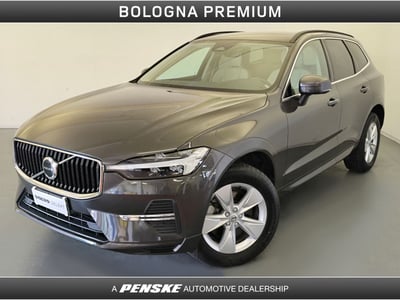 Volvo XC60 B4 (d) AWD Geartronic Momentum Pro del 2022 usata a Casalecchio di Reno