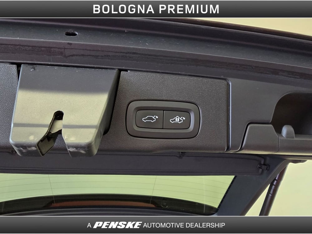 Volvo XC60 usata a Bologna (10)