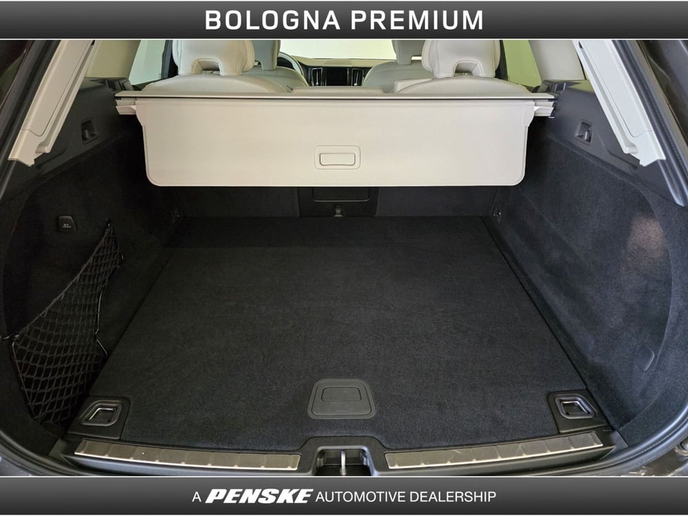 Volvo XC60 usata a Bologna (11)
