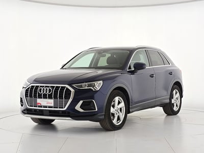 Audi Q3 35 2.0 tdi Business Advanced s-tronic del 2024 usata a Alessandria
