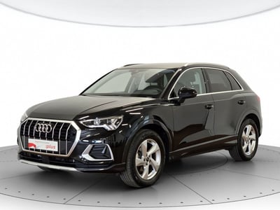 Audi Q3 35 2.0 tdi Business Advanced s-tronic del 2024 usata a Alessandria