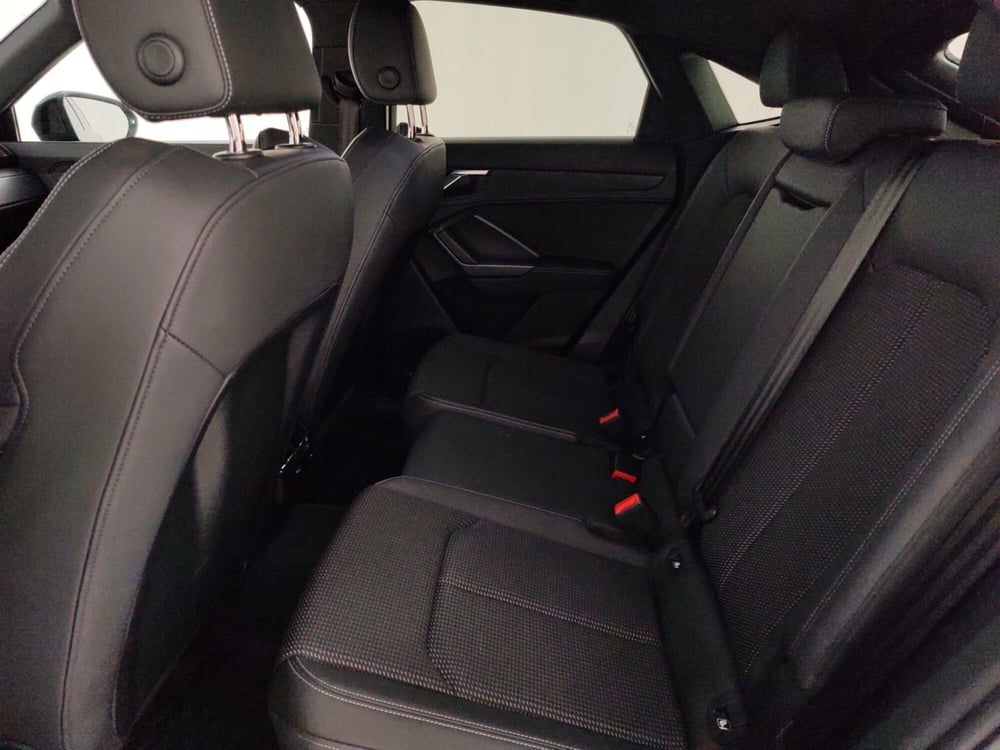 Audi Q3 Sportback usata a Massa-Carrara (10)