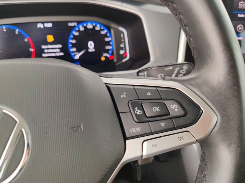 Volkswagen T-Roc usata a Massa-Carrara (13)