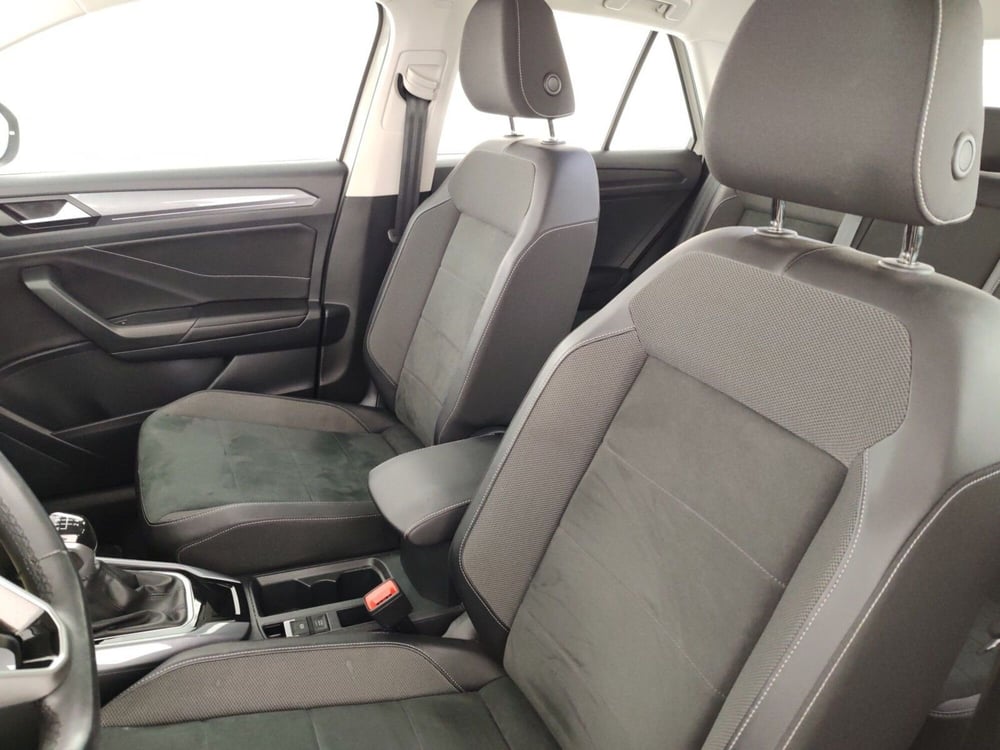 Volkswagen T-Roc usata a Massa-Carrara (9)