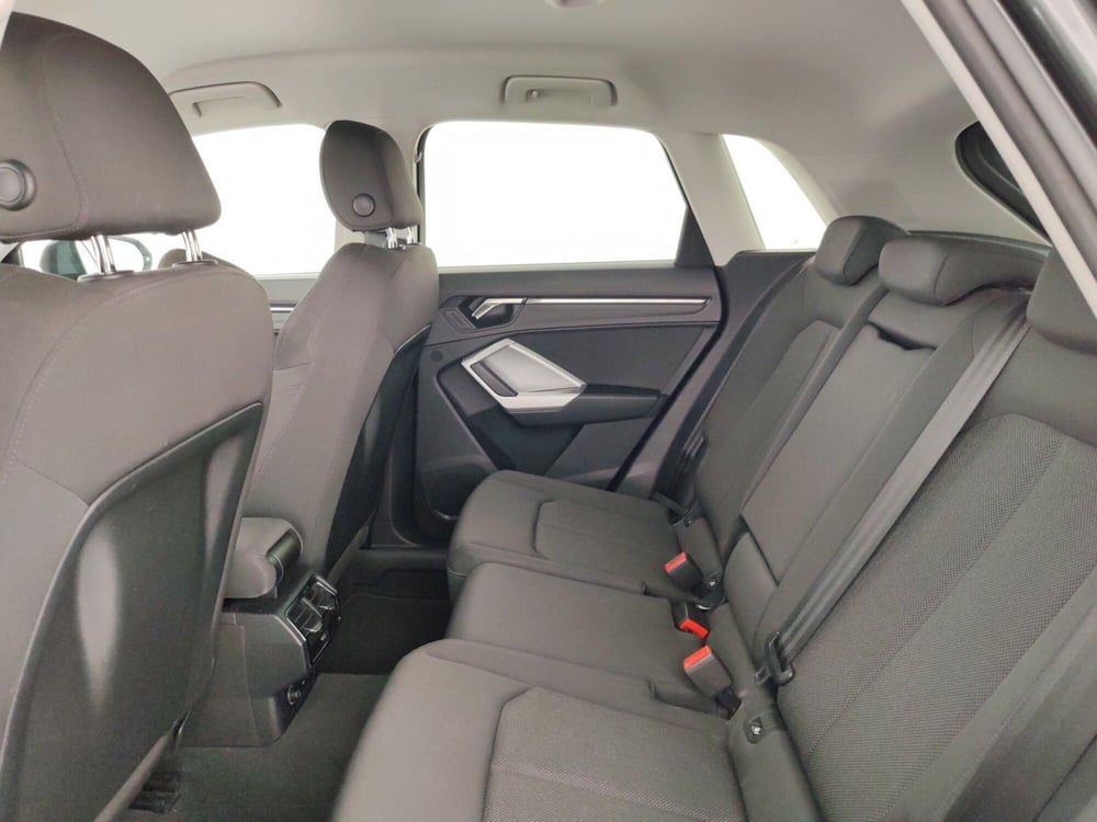 Audi Q3 Sportback usata a Massa-Carrara (10)
