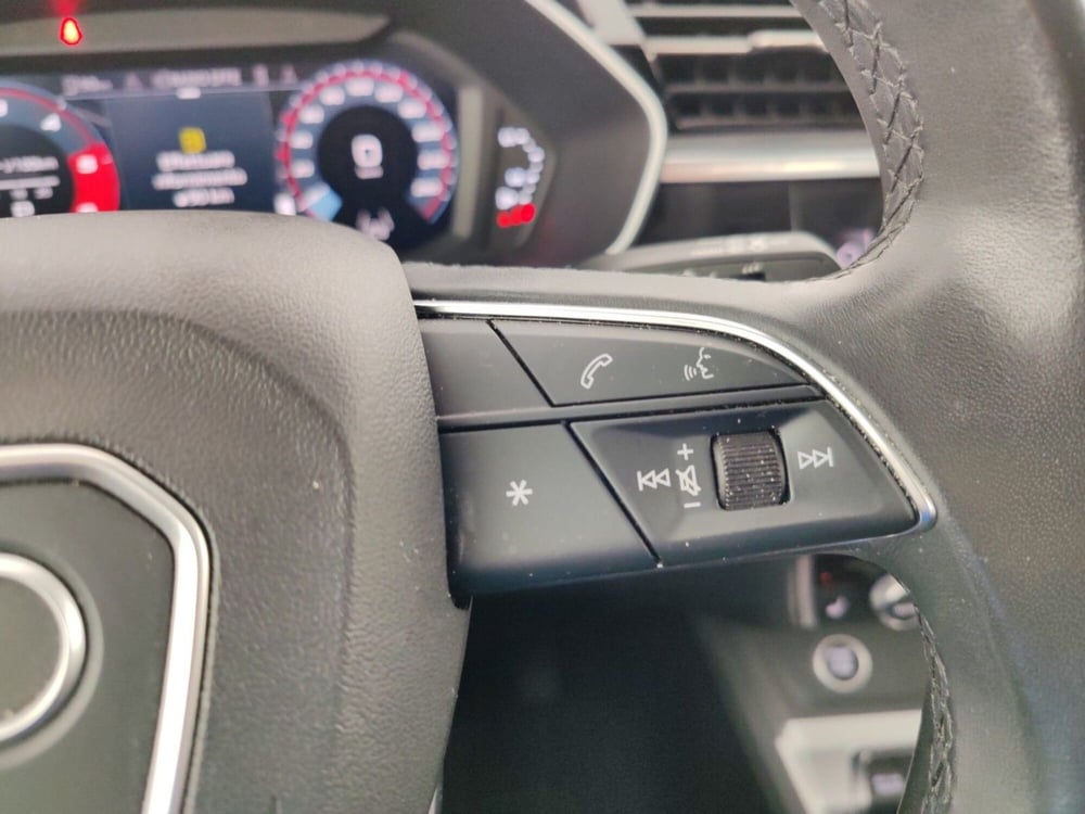 Audi Q3 Sportback usata a Massa-Carrara (14)