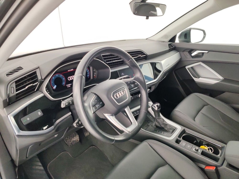 Audi Q3 Sportback usata a Massa-Carrara (8)