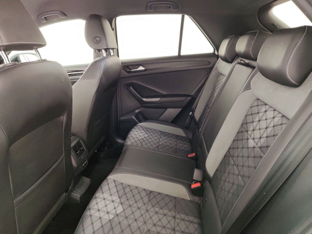 Volkswagen T-Roc usata a Massa-Carrara (10)