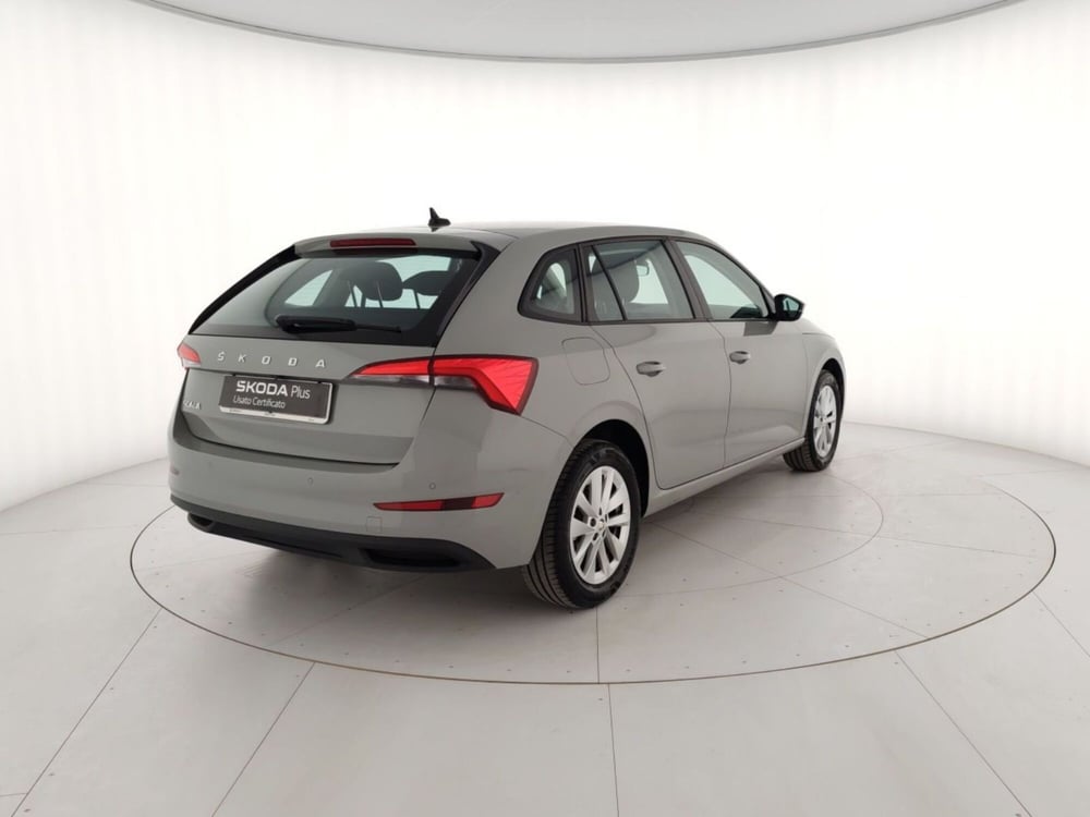 Skoda Scala usata a Massa-Carrara (3)